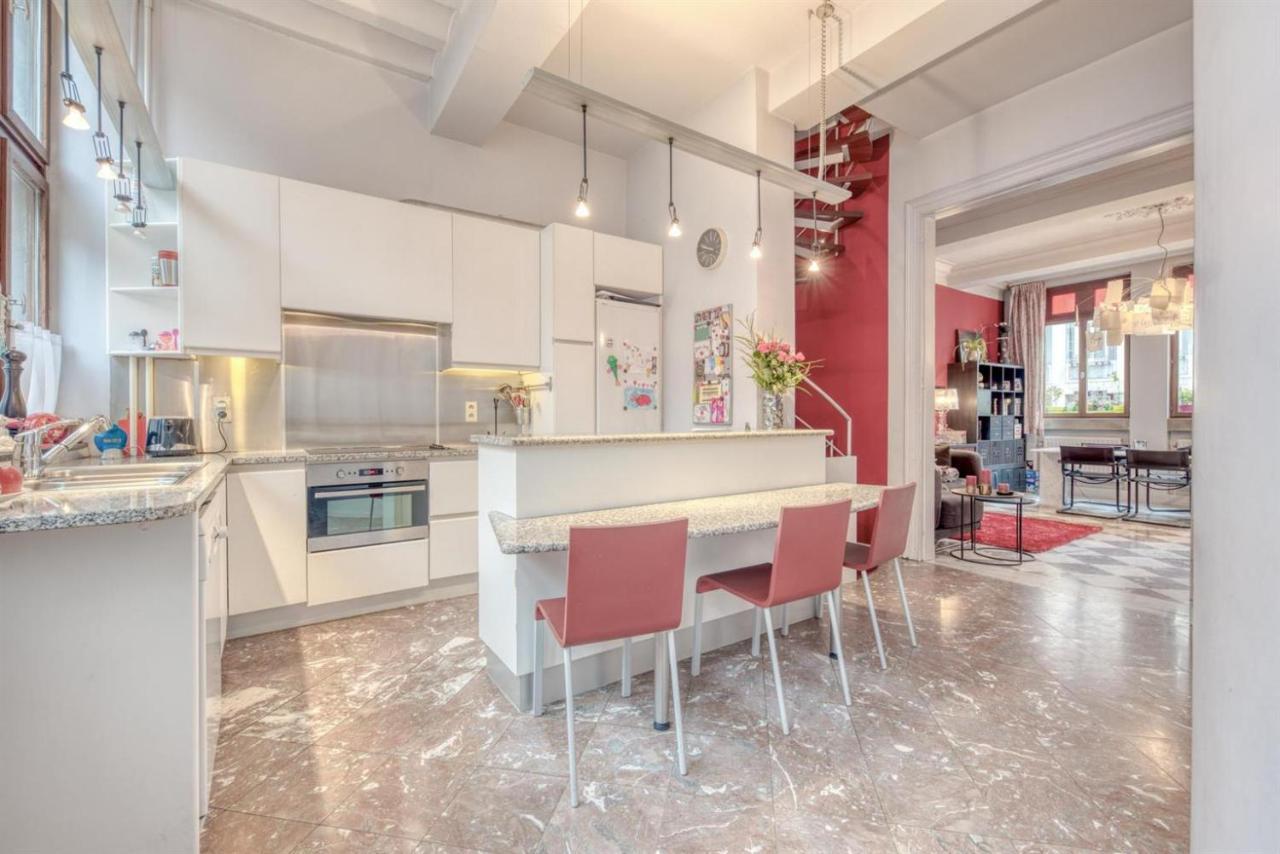 Duplex 2 Chambres Situe Au Centre Du Coeur Historique De Liège Zewnętrze zdjęcie