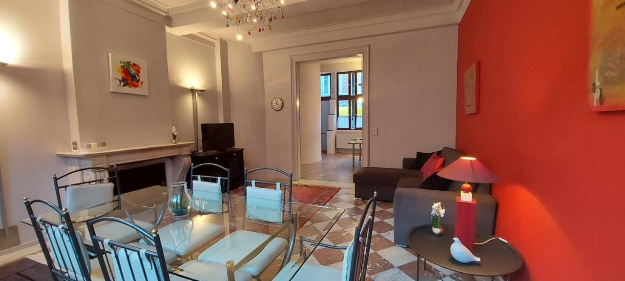 Duplex 2 Chambres Situe Au Centre Du Coeur Historique De Liège Zewnętrze zdjęcie