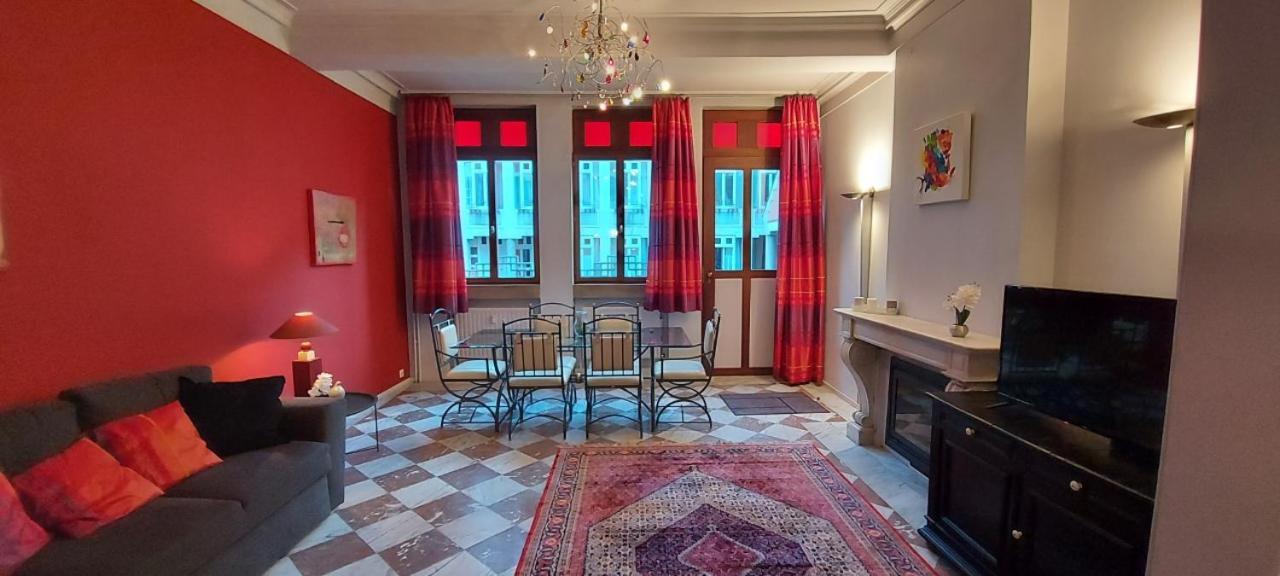 Duplex 2 Chambres Situe Au Centre Du Coeur Historique De Liège Zewnętrze zdjęcie