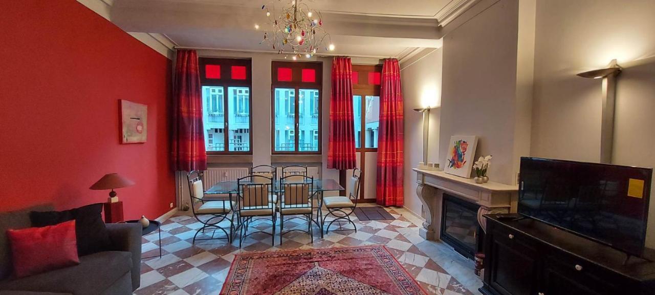 Duplex 2 Chambres Situe Au Centre Du Coeur Historique De Liège Zewnętrze zdjęcie